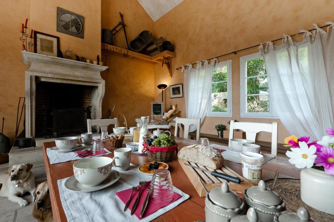 Bed and Breakfast Domaine De La Combotte Nantoux Exterior foto