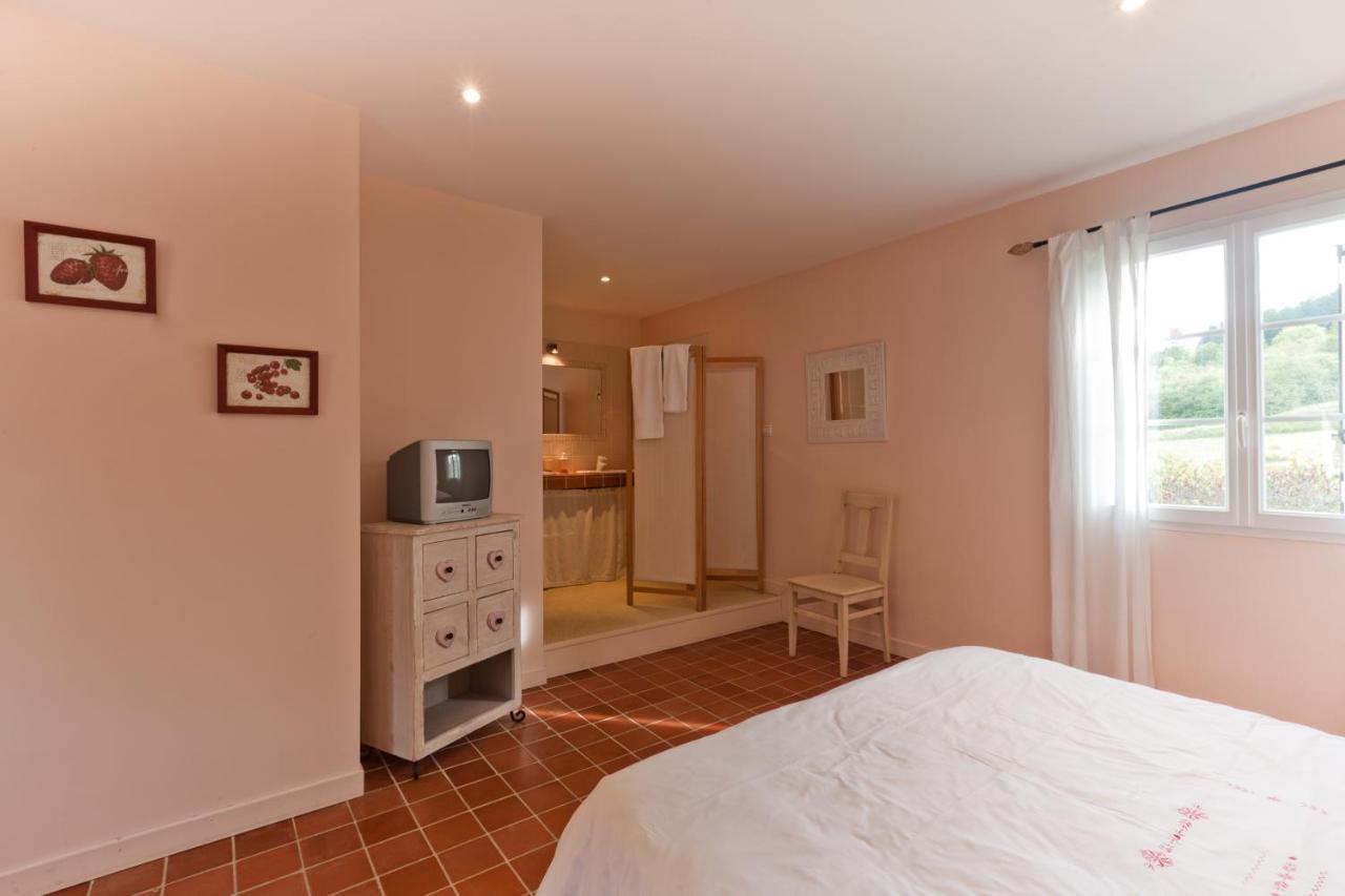 Bed and Breakfast Domaine De La Combotte Nantoux Exterior foto