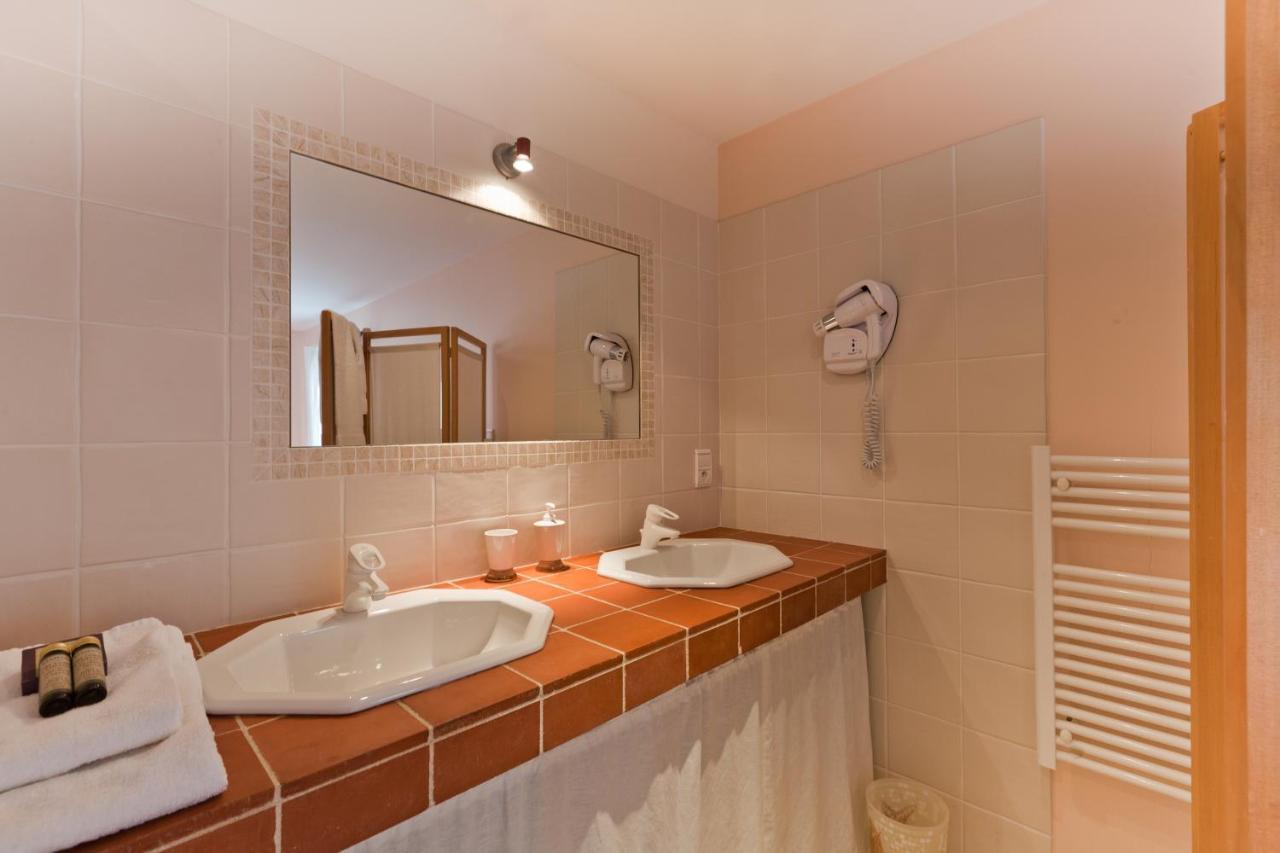 Bed and Breakfast Domaine De La Combotte Nantoux Exterior foto