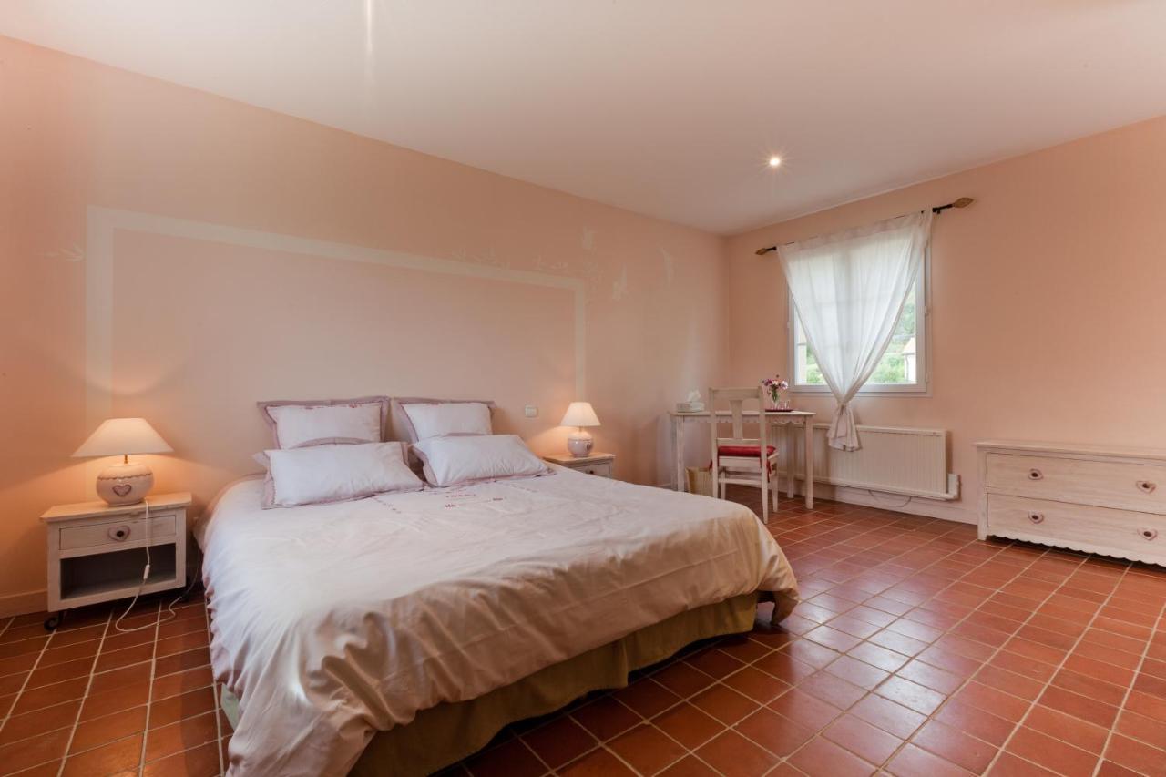 Bed and Breakfast Domaine De La Combotte Nantoux Exterior foto